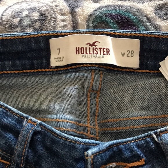Hollister cropped jeans size 7 - Picture 2 of 4